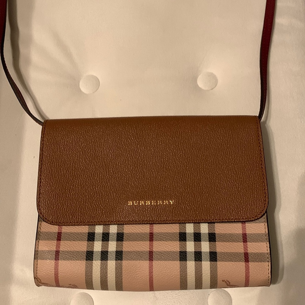 Burberry Leather crossover handbag